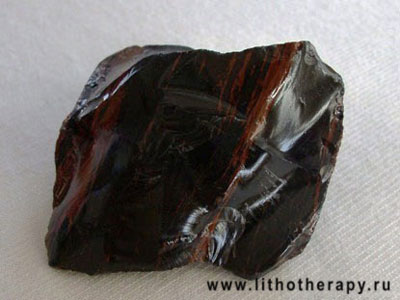 http://lithotherapy.ru/img/obsidian/obsidian.jpg